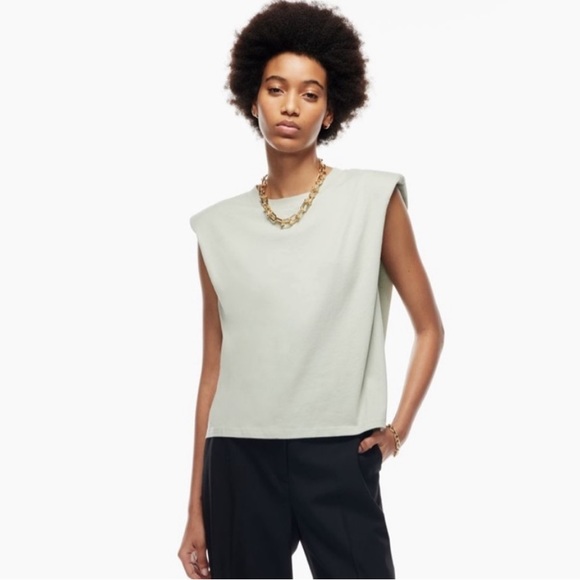 ✨ARITZIA BABATON✨Shoulder Pad Cropped T-Shirt - Picture 2 of 4